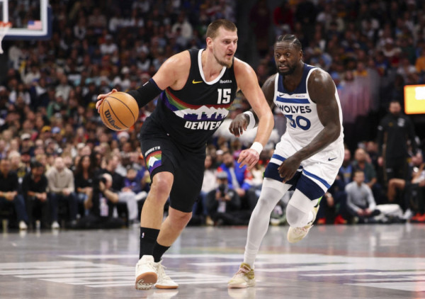 (UŽIVO) Denver - Minesota (2/4): Jokić dominira na parketu