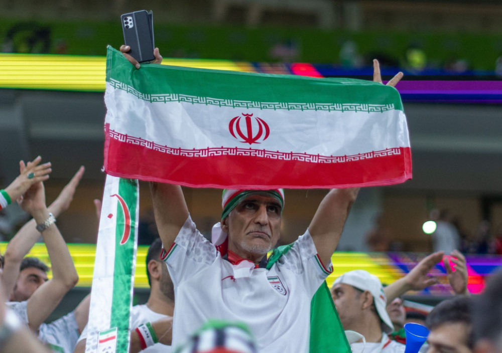 Navijač Irana na stadionu
