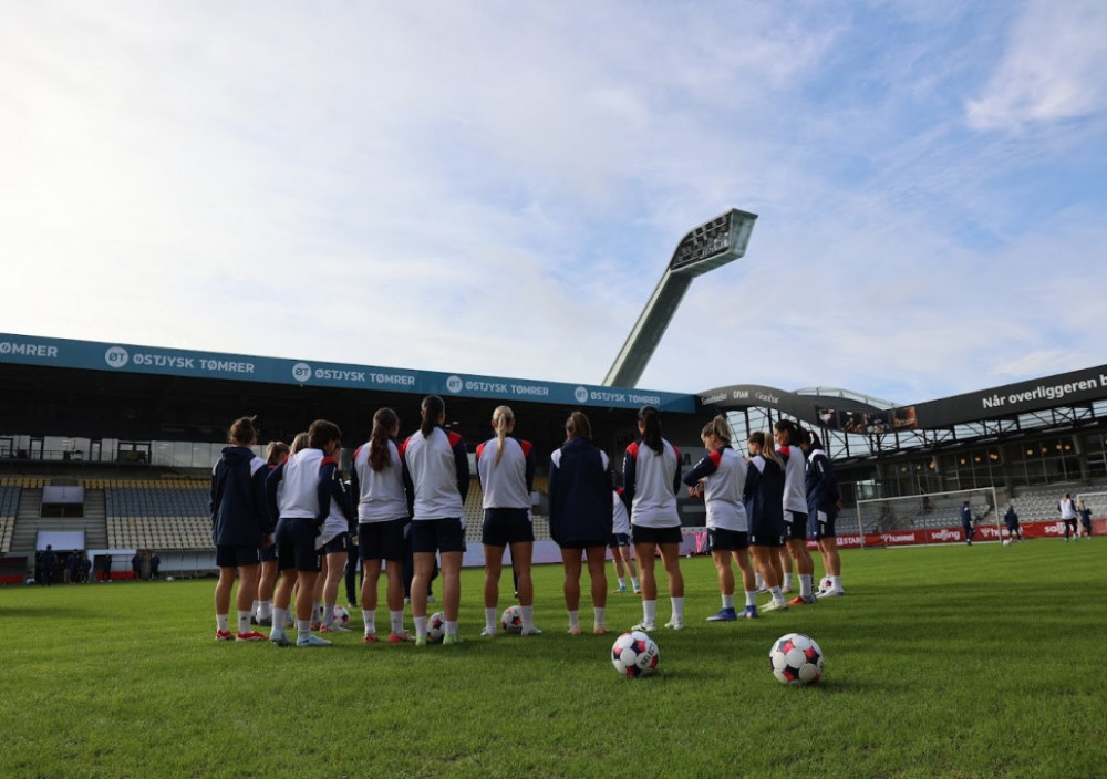 Fudbalerke Srbije, na treningu pred meč sa Danskom