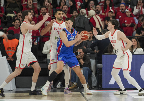 (UŽIVO) Turska - Srbija (3/4): "Orlovi" ponovo "jure" domaćina