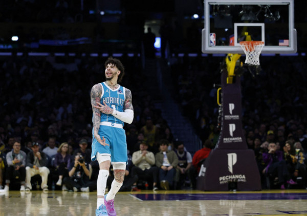 (VIDEO) Ovo ni Jokić ne ume: Nova majstorija "blesavog" Lamela Bola