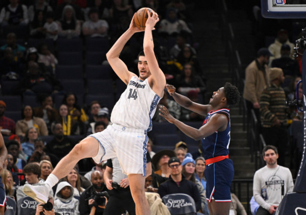 Loše vesti za Memfis: Grizlisi bez centra do kraja sezone