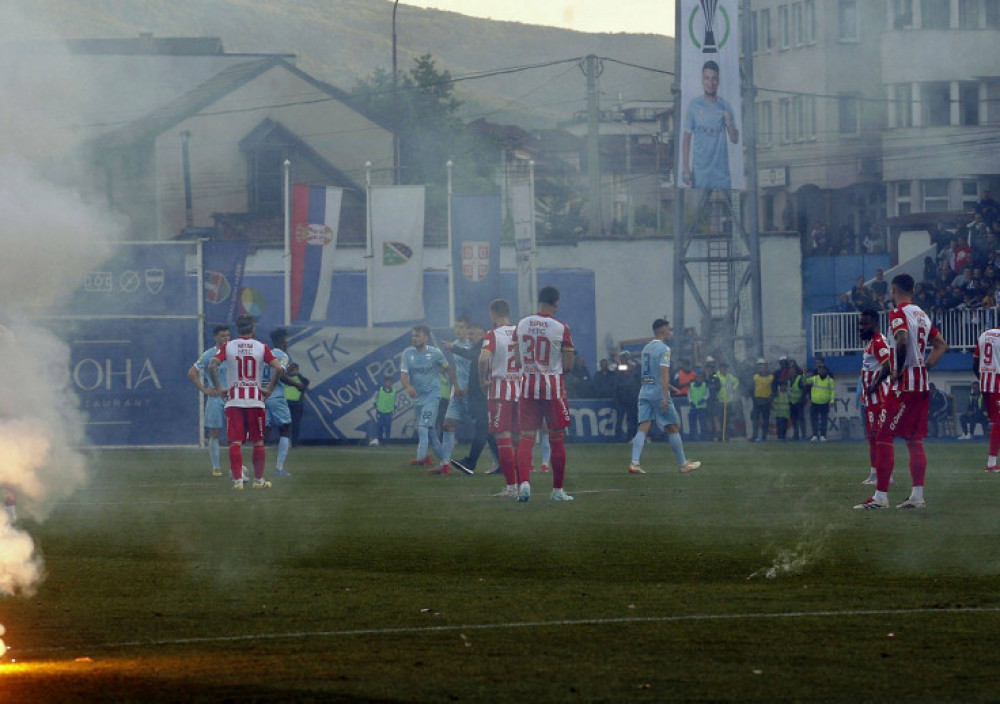 Fudbaleri Crvene zvezde i Novog Pazara