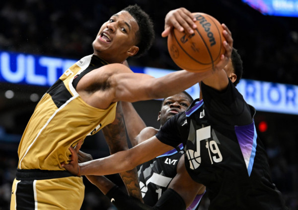 (VIDEO) Juta savladala Vizardse: Ejs Bejli pokvario debi Treja Janga u Vašingtonu