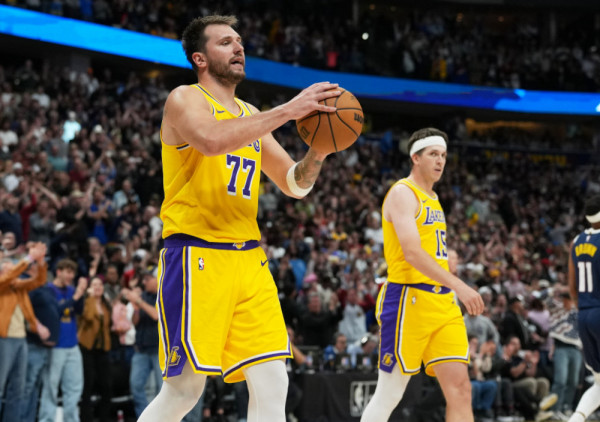 (VIDEO) Dončić izgubio živce i zbog toga plaća ceh: NBA ga kaznila sa 50.000 dolara