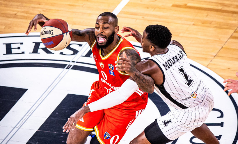 Košarkaši Crvene zvezde i Kluža