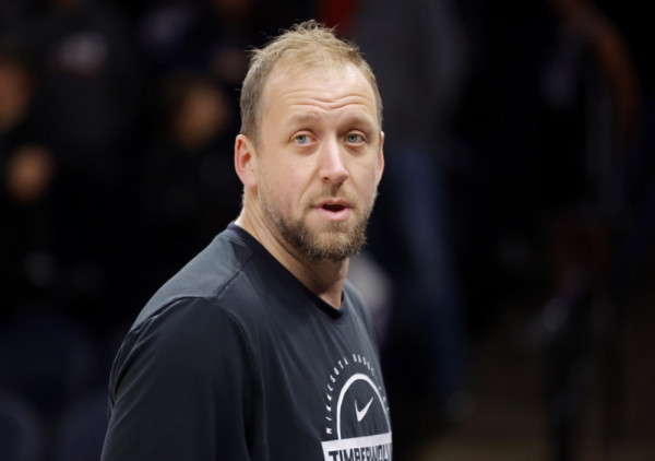 Džo Ingls o Jasekivičiusu: Mogao bi da se oproba u NBA, pomalo je "lud"