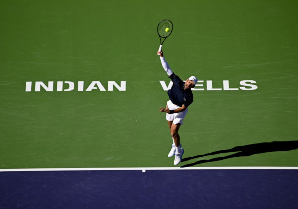 Đoković uz dosta muke savladao raspoloženog Kovačevića i plasirao se u treće kolo Indijan Velsa