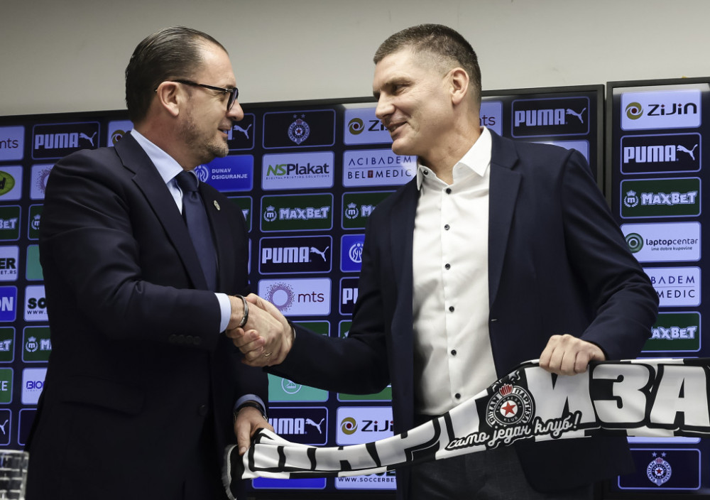 Srđan Blagojević i Predrag Mijatović, trener i potpredsednik FK Partizan, u vreme sloge