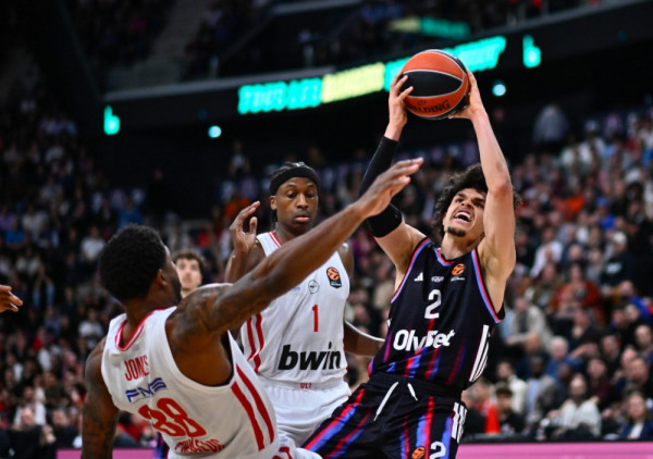 Olimpijakos bez Vezenkova pokorio Pariz: Rutinska pobeda Pirejaca u gradu svetlosti