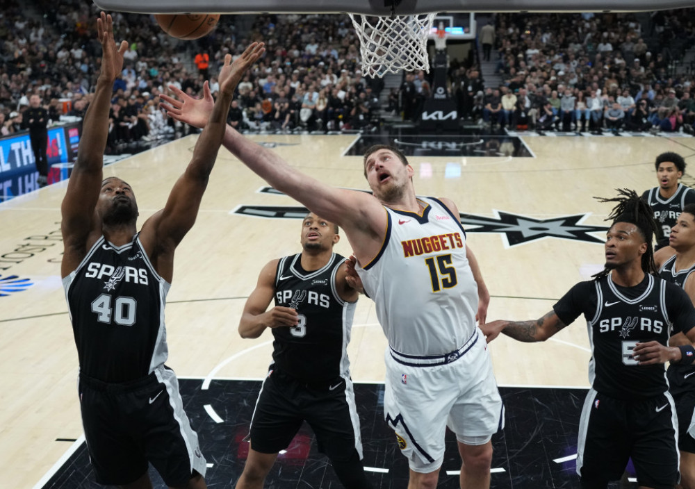 Nikola Jokić, košarkaš Denvera, na meču sa San Antonijom