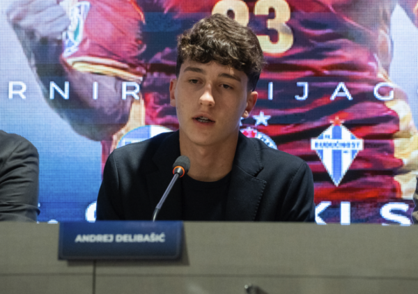 Sin Andrije Delibašića otkrio za kamere Arene: Nadam se da ću dostići njegov nivo i igrati u Partizanu