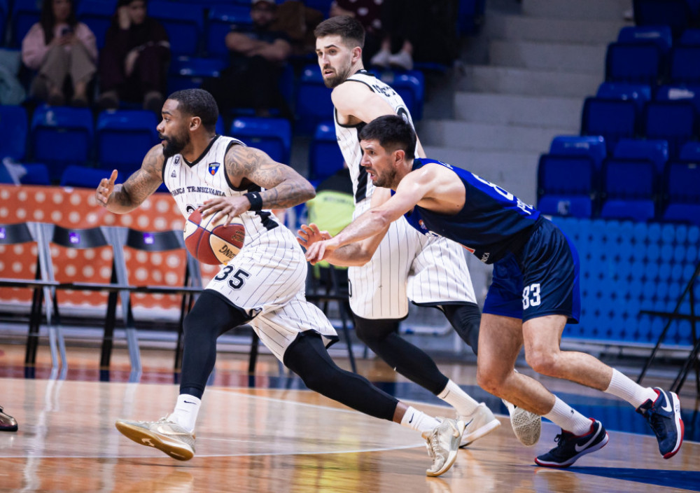 Budućnost protiv Kluža