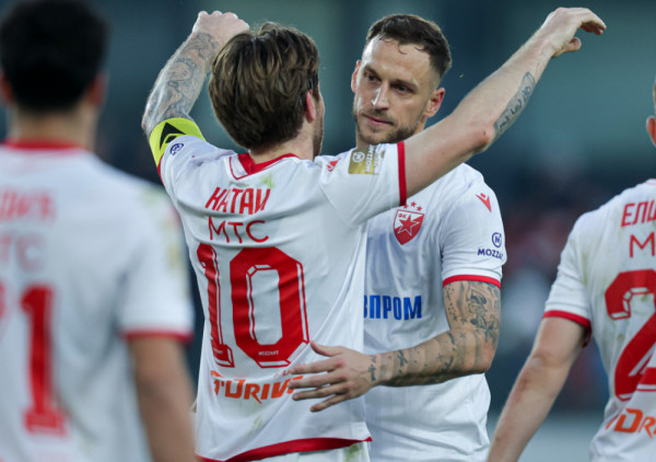 (UŽIVO, FOTO, VIDEO) IMT - Crvena zvezda: Šampion ide ka cilju, domaćin želi čudo