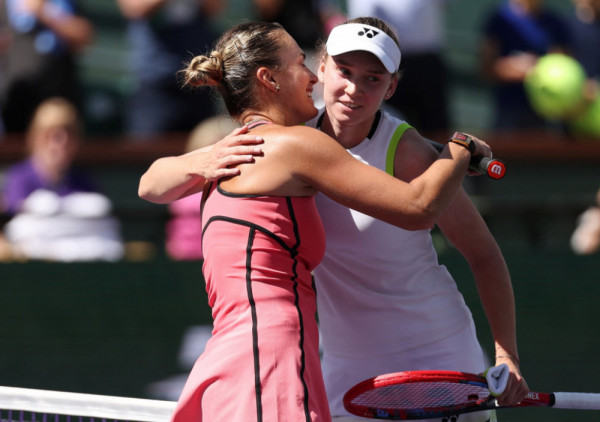 Sabalenka i Ribakina odigrale strašno finale Indijan Velsa: Duel prijateljica pripao Beloruskinji