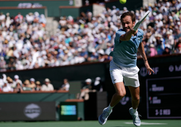 Bez promena u vrhu ATP liste, Medvedev opet u Top 10