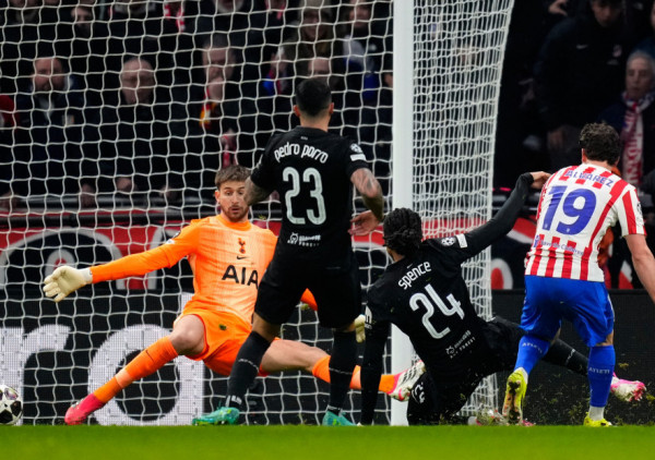 Svu putevi Hulijana Alvareza vode u - London