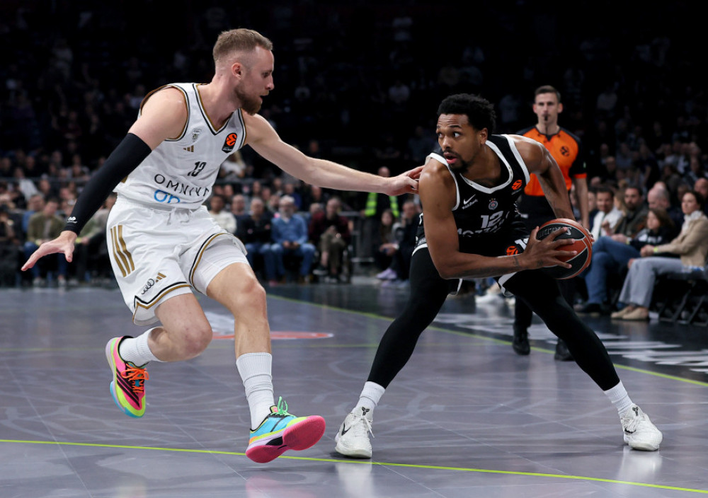 Sterling Braun protiv Dubaija