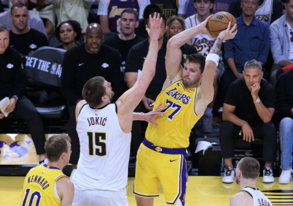 Nikola Jokić da, Luka Dončić ne: Perkins šokirao izborom za idealnu petorku lige