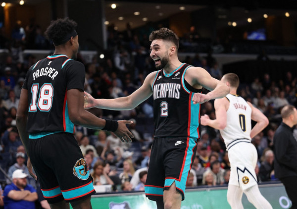 (UŽIVO) Memfis vodi, Denver i Jokić se muče jako