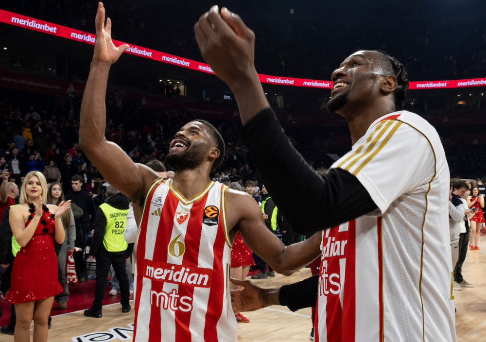 Batler i Izundu nakon jednog od evroligaških trijumfa crveno-belih