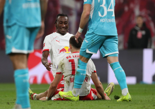 (VIDEO) Demonstracija moći: Lajpcig ponizio Hofenhajm! Petardom do Lige šampiona