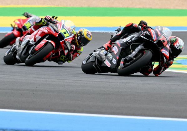 (VIDEO) Moto GP: Beceki dominantno do pobede, Martin ga pratio, Banjaja na podijumu