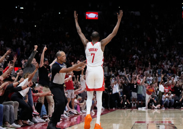 Durentula grabi krupni koracima: Majkl Džordan je u retrovizoru