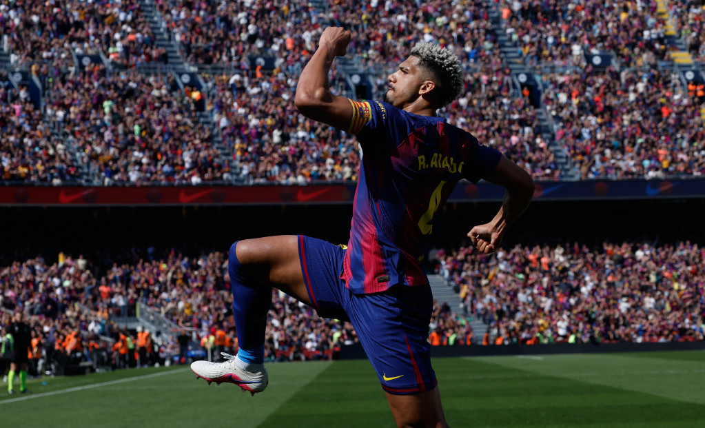 Ronald Arauho slavoi gol protiv Rajo Valejkana