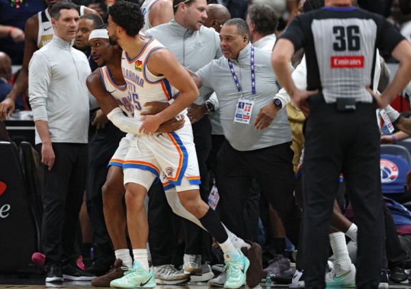 Vilijams "zakuvao", Šampeni i Mičel nadrljali: NBA izrekla kazne