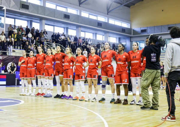 Zvezda na korak od titule: Crveno-bele košarkašice imaju meč loptu u finalu