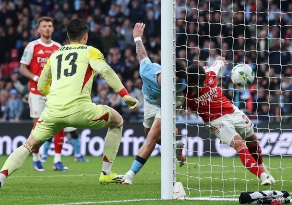 "Mrtvilo" dok Kepa nije častio: O' Rajli doneo Sitiju trofej Liga kupa Engleske