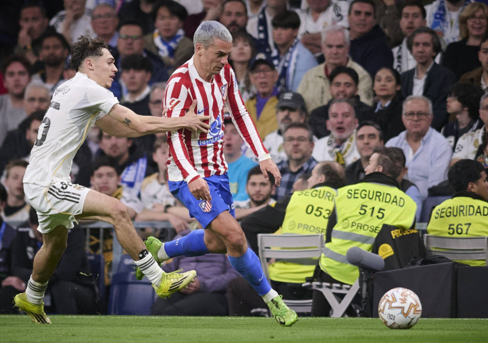 Antoan Grizman, fudbaler madridskog Atletika, protiv Reala