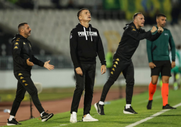 Nema mira u Humskoj! Oglasio se nekadašnji trener Partizana: Odlazim uzdignute glave