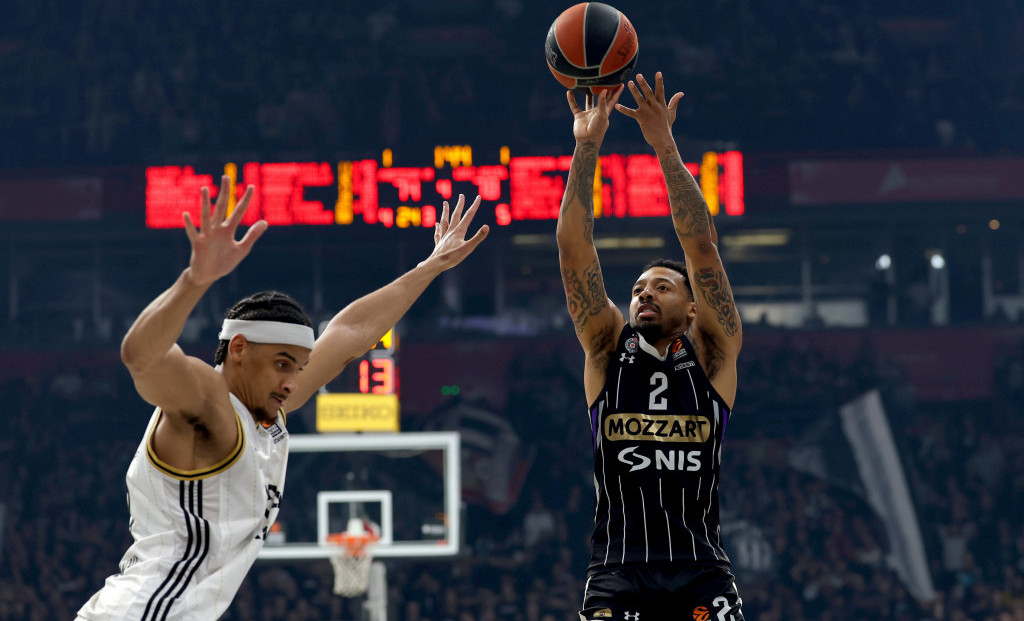 Karlik Džons u prethonoj utakmici sa Asvelom