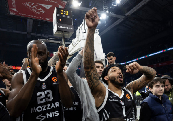 Partizan ne može bez drame: Pao Asvel, crno-beli do četvrte pobede zaredom u Evroligi