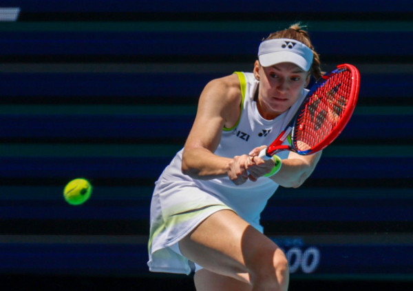 Elena Ribakina ostala u trci za Masters trofej u Majamiju: Preokretom do polufinala