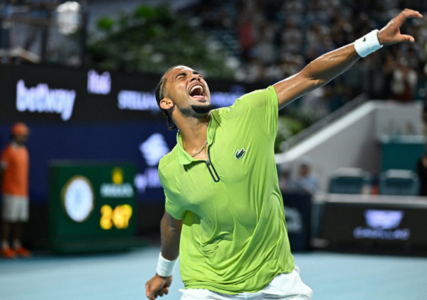 (VIDEO) Fis posle spektakularnog meča plasirao se u polufinale Mastersa u Majamiju