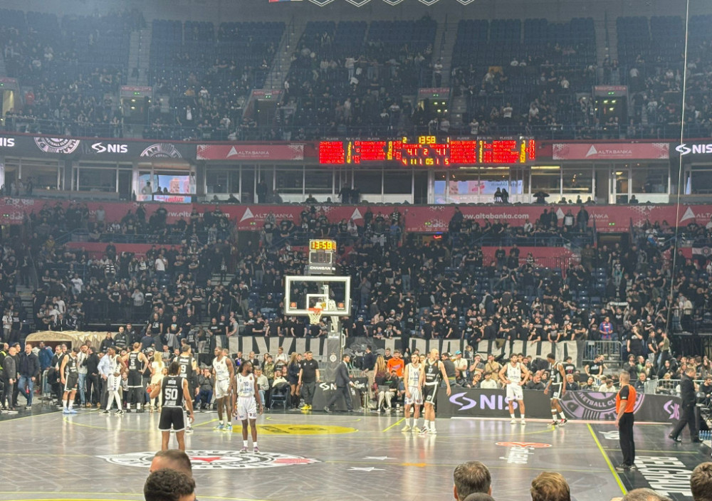 Scene sa poluvremena meča Partizana i Valensije