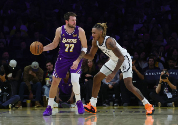 (VIDEO) Nova maestralna partija Dončića: Luka u pobedi Lejkersa brojao do 41