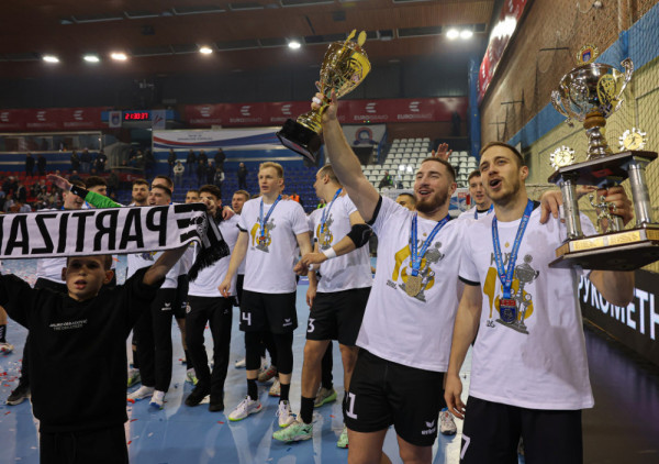 Rukometaši Partizana pregazili Dinamo u borbi za trofej, Ćirković oduševljen: Ovo je "sveti gral" trnerskog posla