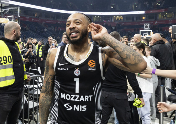 Agent Karlika Džounsa "zagolicao maštu" navijača Partizana: Da li je sve gotovo?