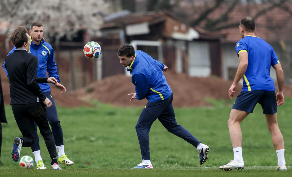 Detalj sa treninga BiH u Butmiru