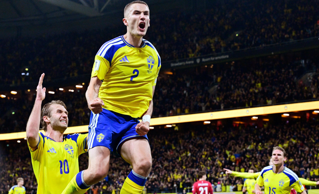 Gustav Legerbijelke slavi gol i pobedu Švedske