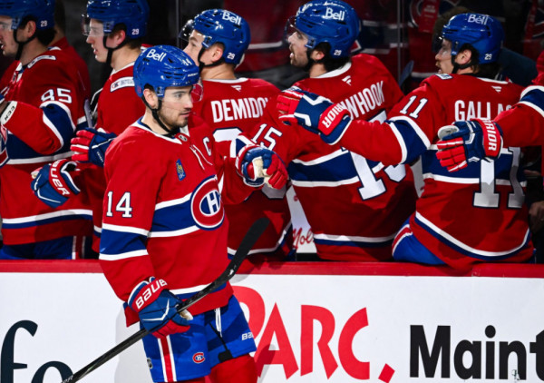 NHL pregled nedelje: Bafalo stigao do 100 bodova, trener otpušten pred plej-of