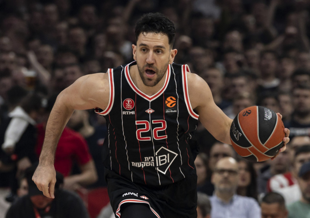 Vasilije Micić, košarkaš Hapoela