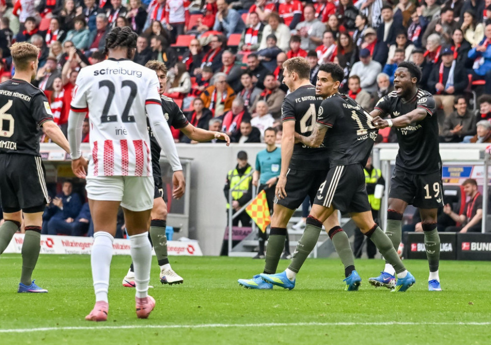 Fudbaleri Frajburga i Bajern Minhena