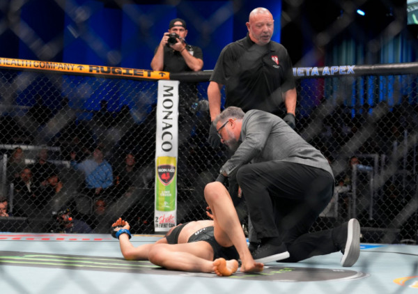 Bizaran i nelegalan potez na UFC događaju u Las Vegasu: Umesto diskvalifikacije - pobeda