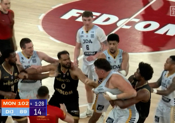 Monako ponovo u centru pažnje iz pogrešnih razloga: Letela krv po parketu francuske lige