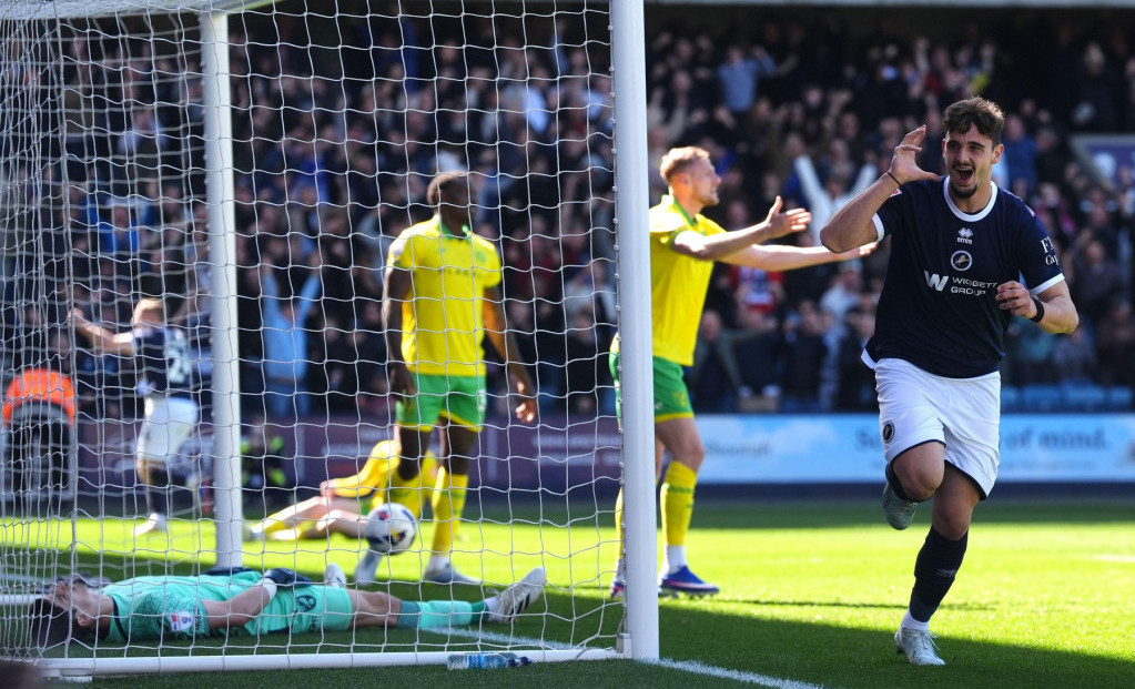 Mihailo Ivanović slavi gol protiv Noriča